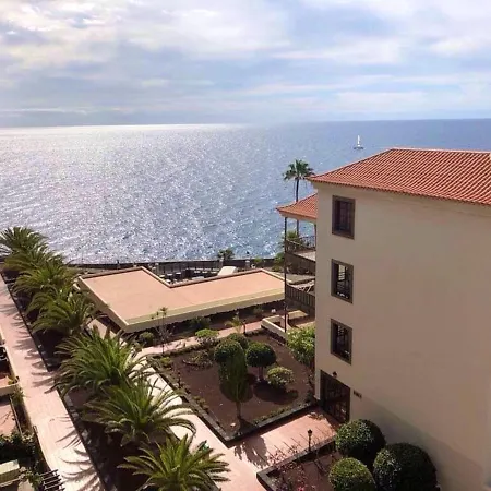 One Bedroom Appartement With Sea View Shared Pool And Furnished Balcony At Costa Del Silencio * Costa Del Silencio